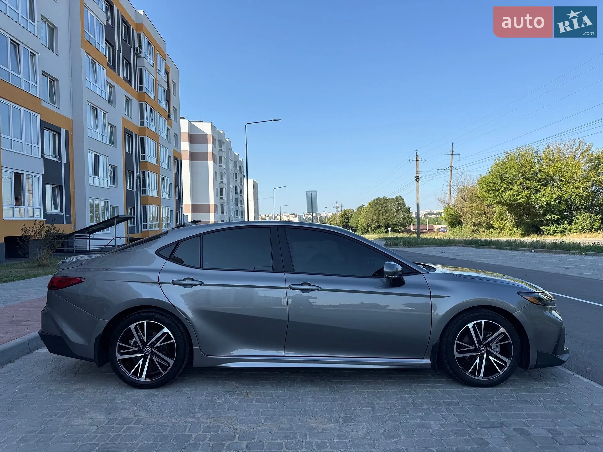 2025 Toyota Camry - мініатюра 12