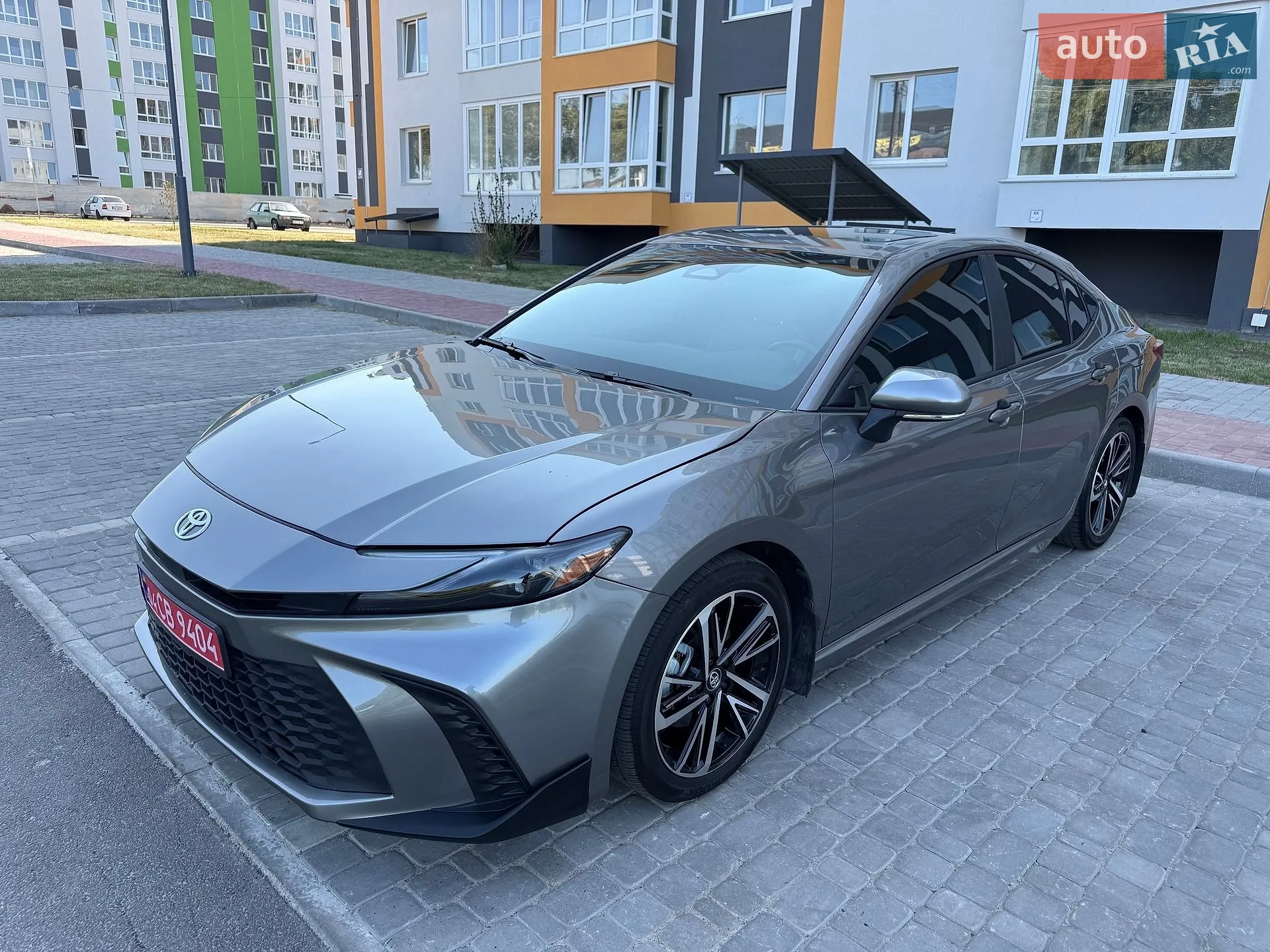 2025 Toyota Camry - мініатюра 16