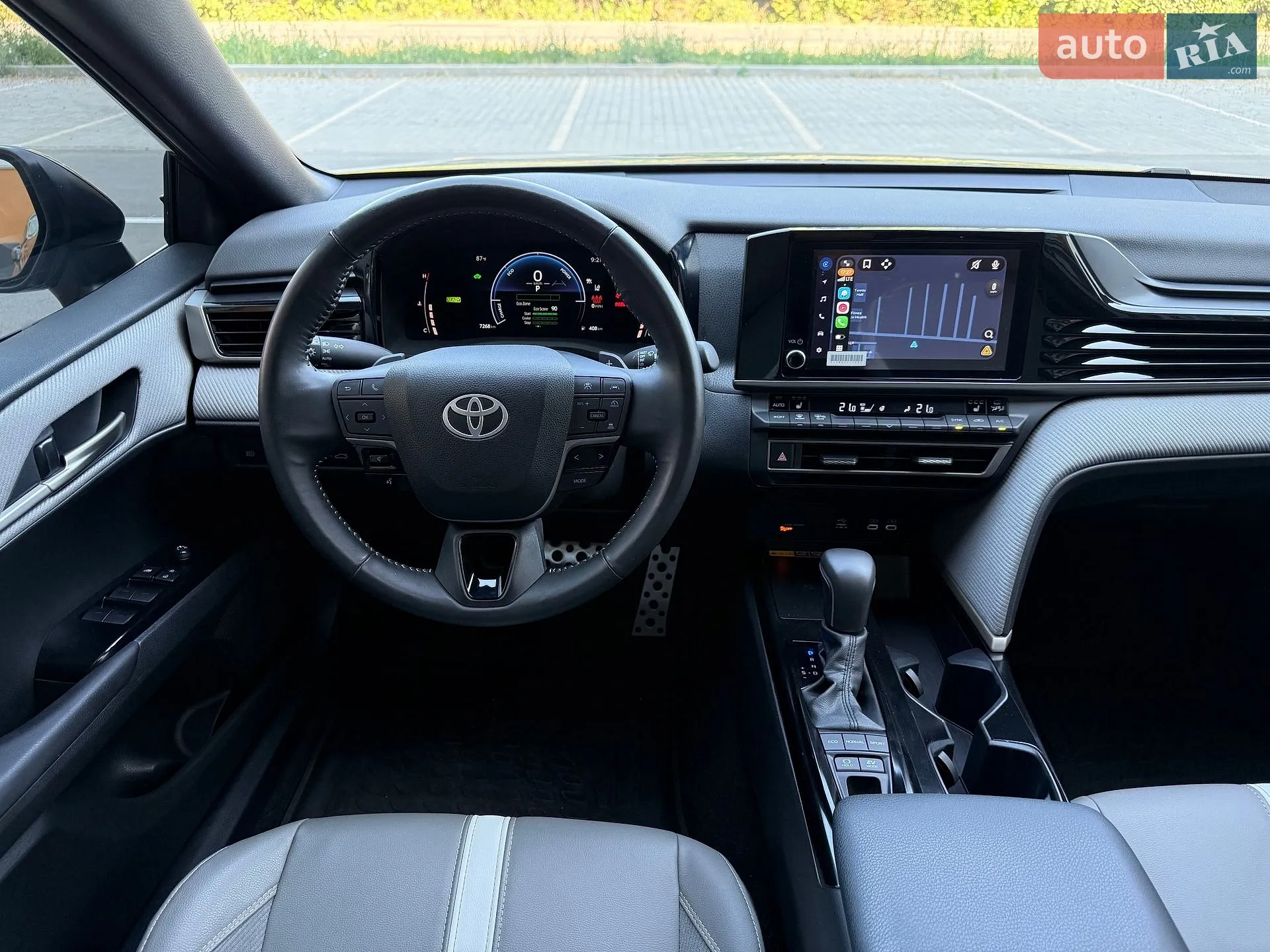 2025 Toyota Camry - мініатюра 28