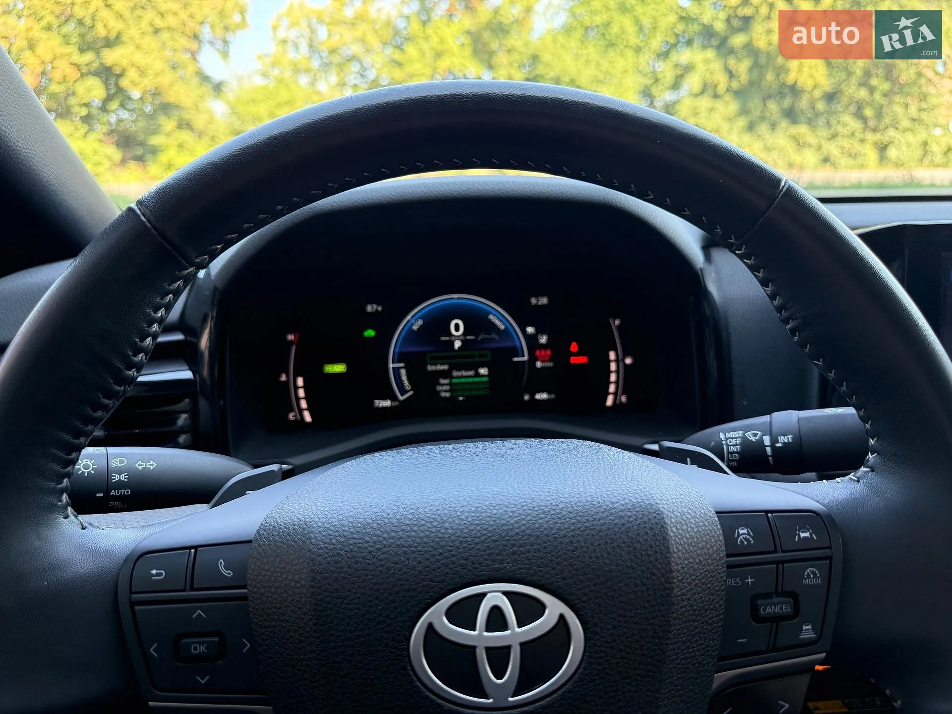 2025 Toyota Camry - мініатюра 31