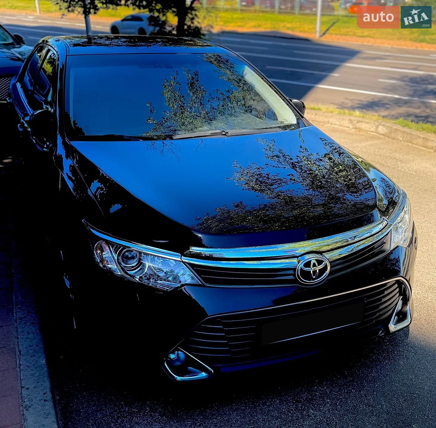 2014 Toyota Camry - мініатюра 2