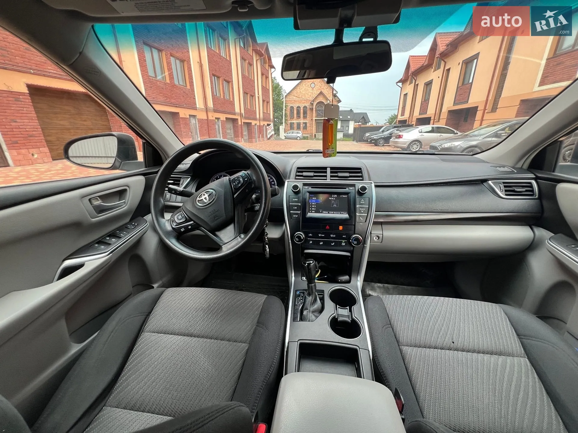 2016 Toyota Camry - мініатюра 14