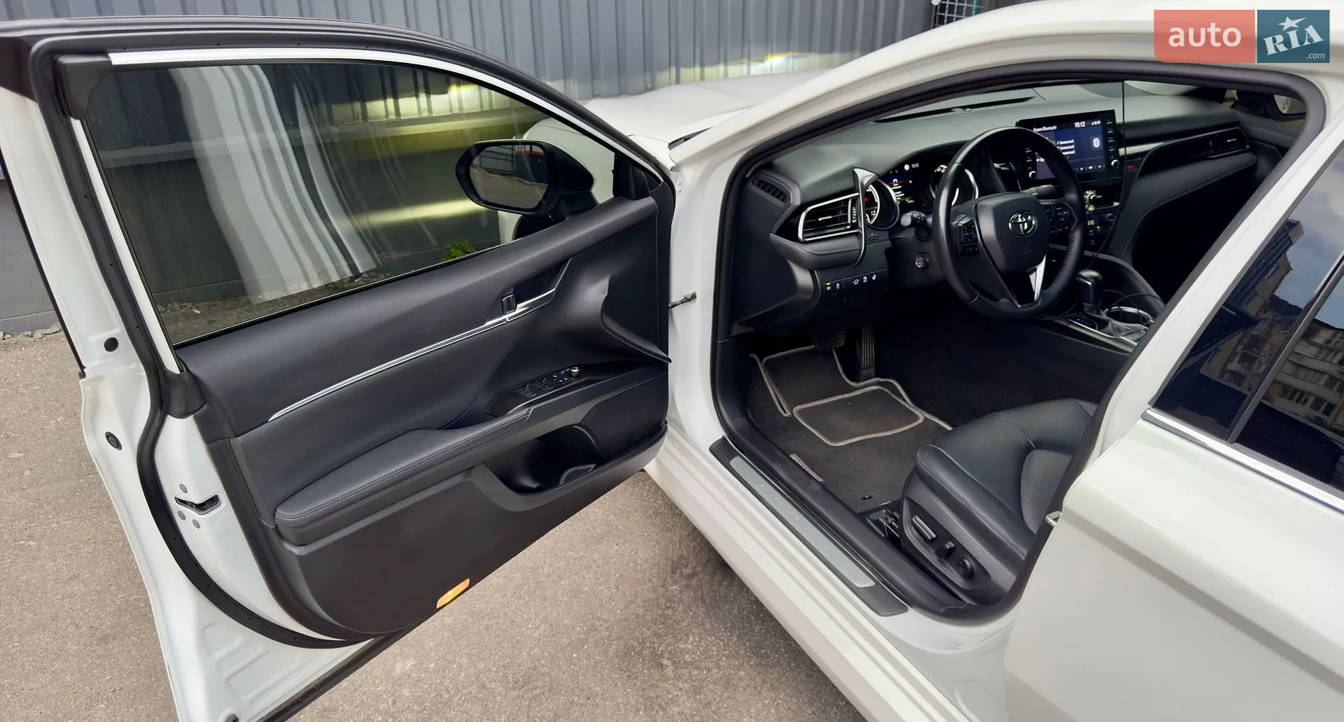 2023 Toyota Camry - мініатюра 20