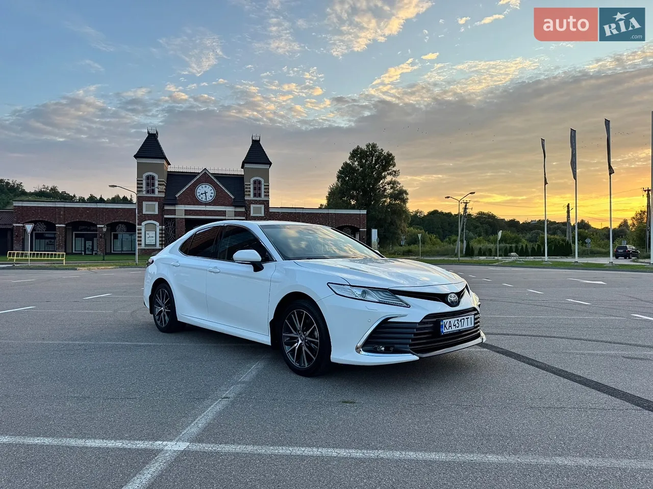2021 Toyota Camry - мініатюра 15
