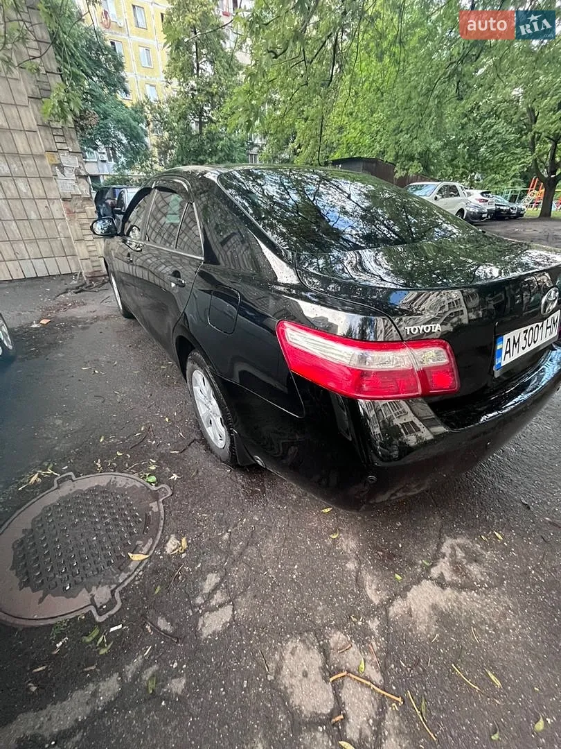 2010 Toyota Camry - мініатюра 4