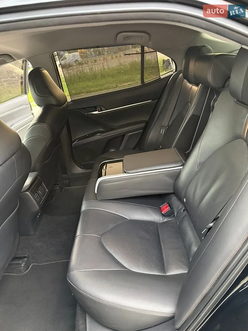 2017 Toyota Camry - мініатюра 15