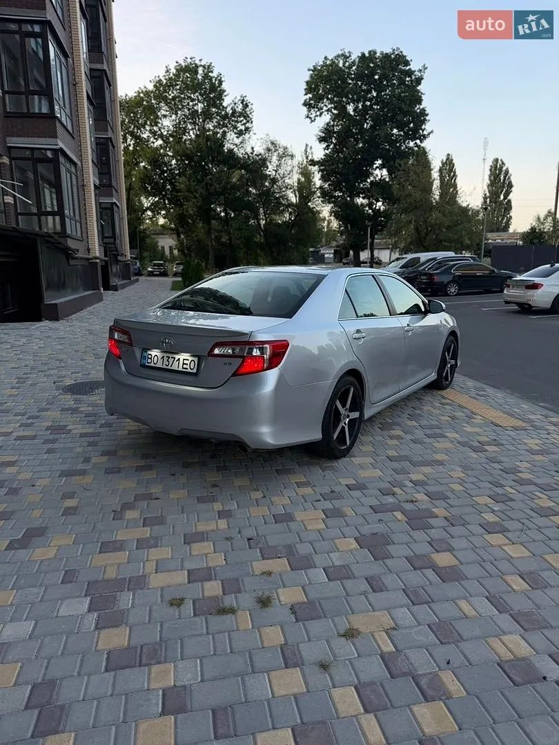 2014 Toyota Camry - мініатюра 6