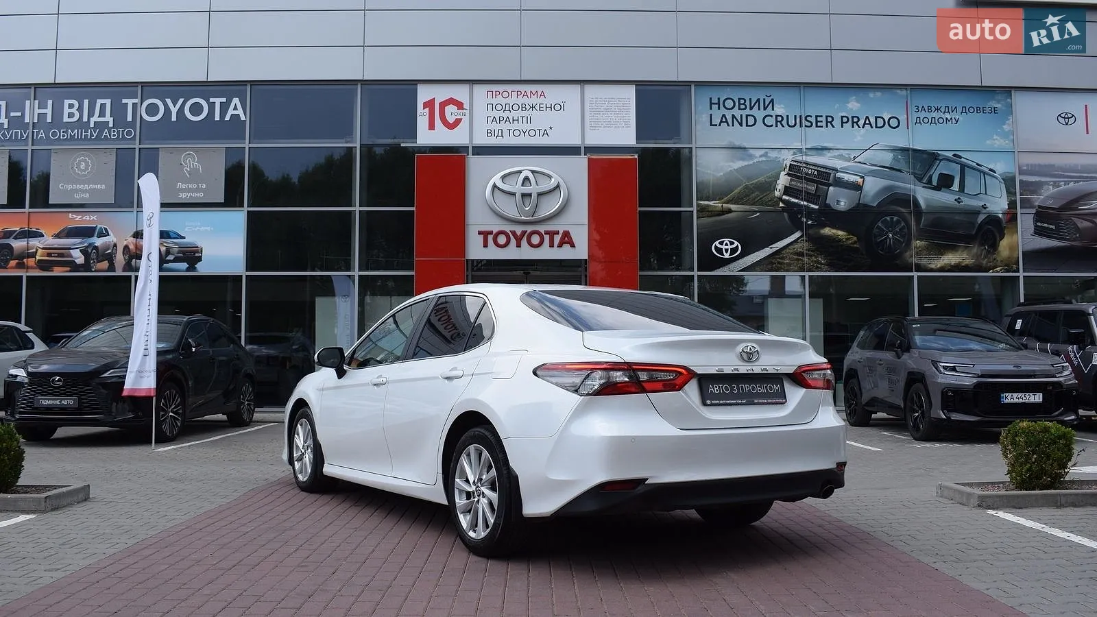 2021 Toyota Camry - мініатюра 2