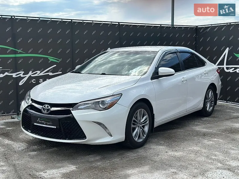 Toyota Camry 2017