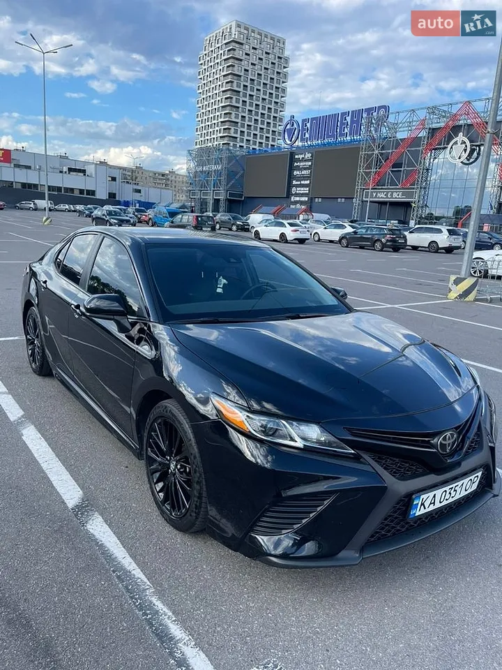 2019 Toyota Camry - мініатюра 10