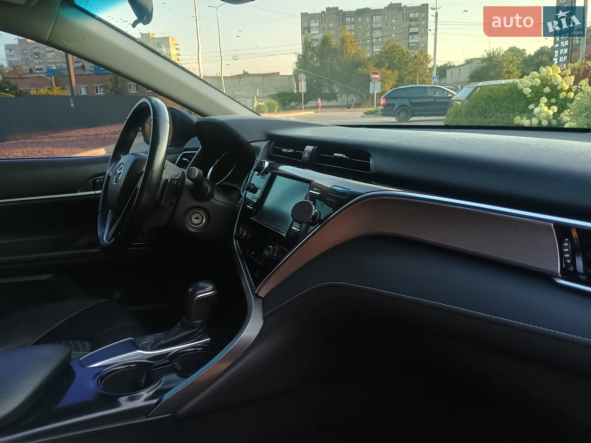 2017 Toyota Camry - мініатюра 14
