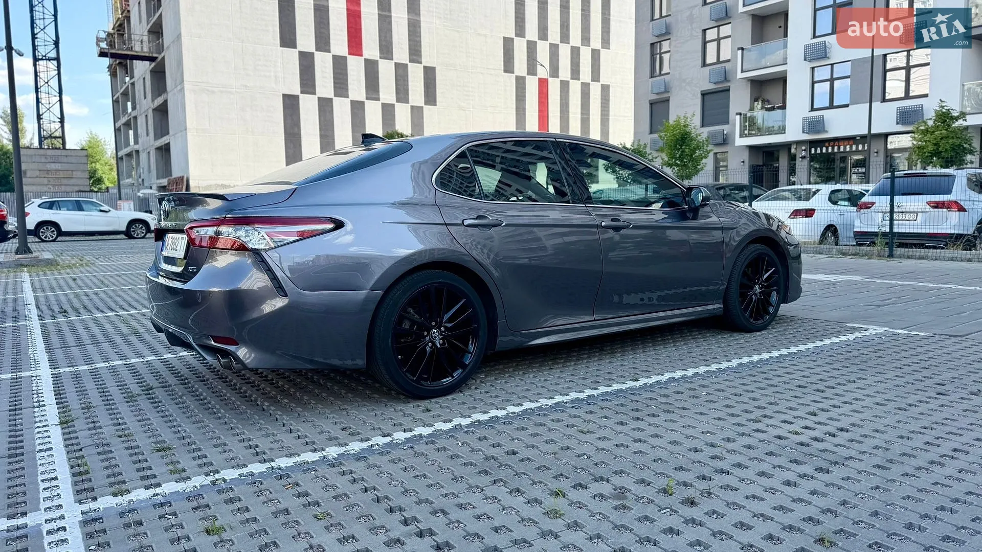 2018 Toyota Camry - мініатюра 3