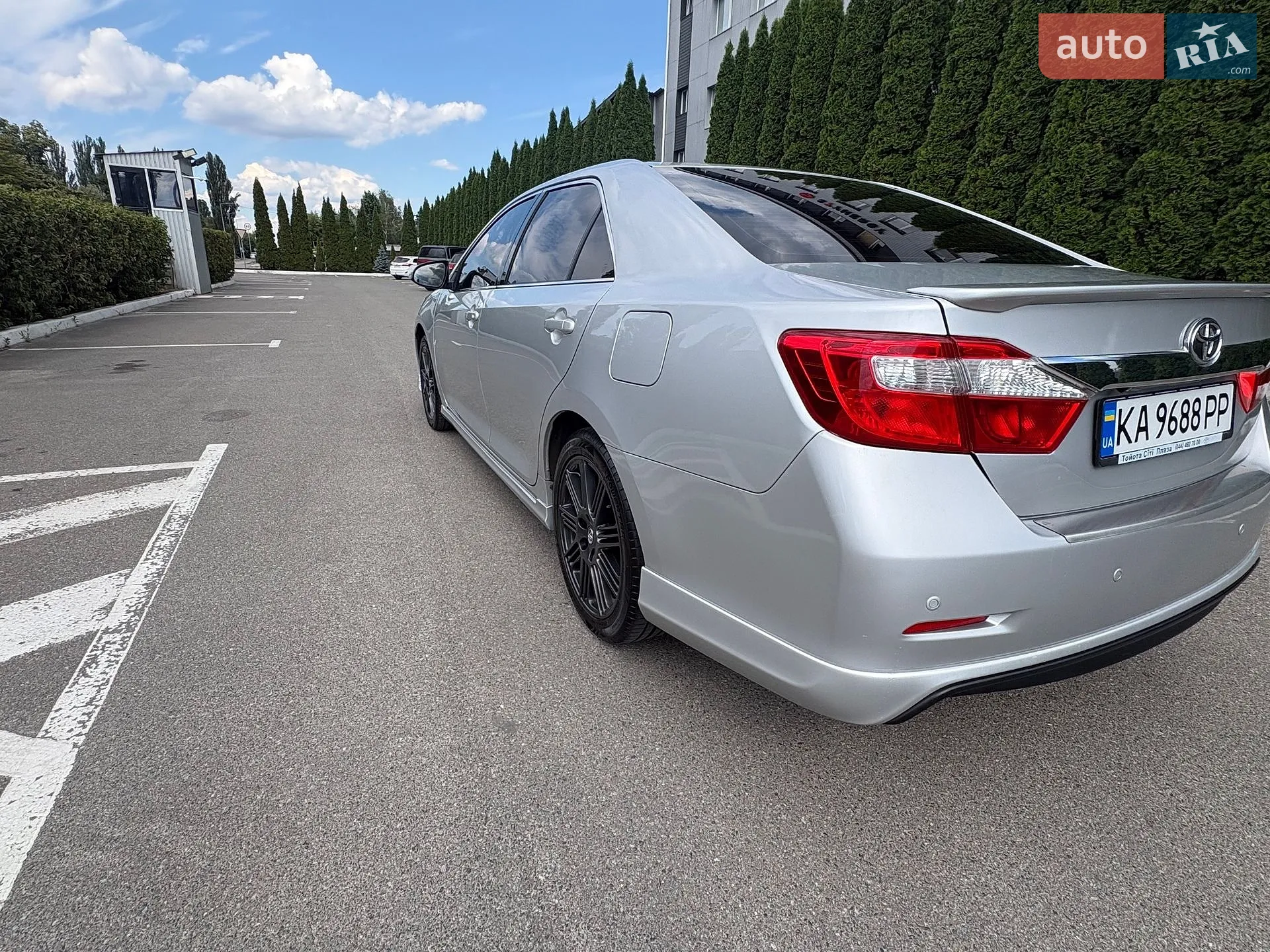 2014 Toyota Camry - мініатюра 11