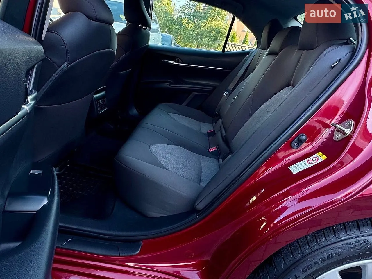 2018 Toyota Camry - мініатюра 31