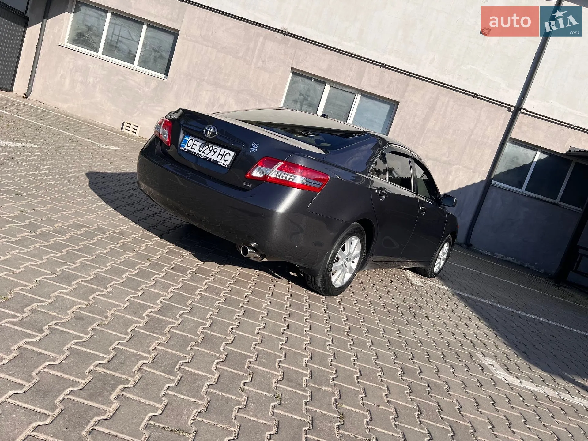 2010 Toyota Camry - мініатюра 4