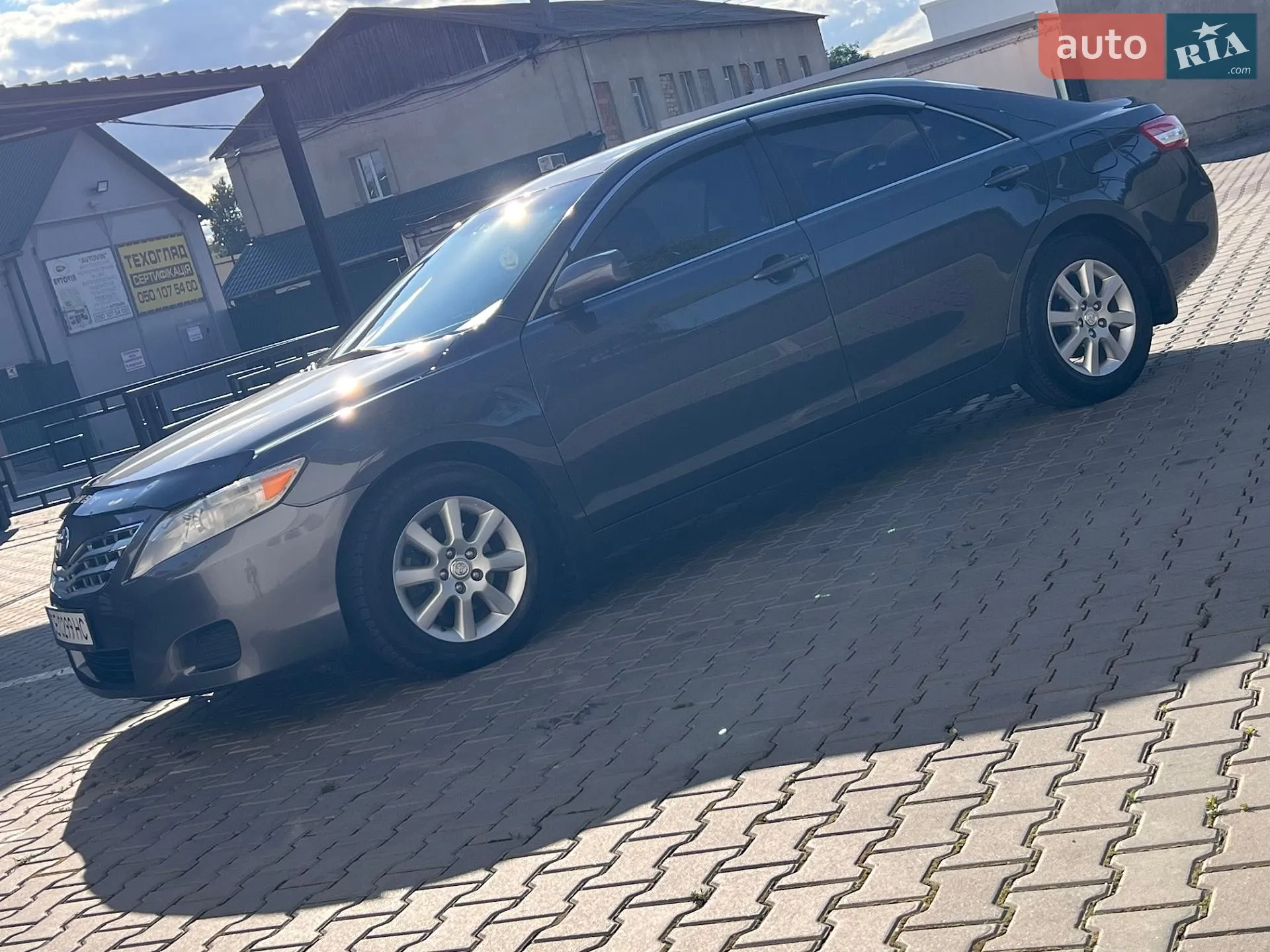 2010 Toyota Camry - мініатюра 13