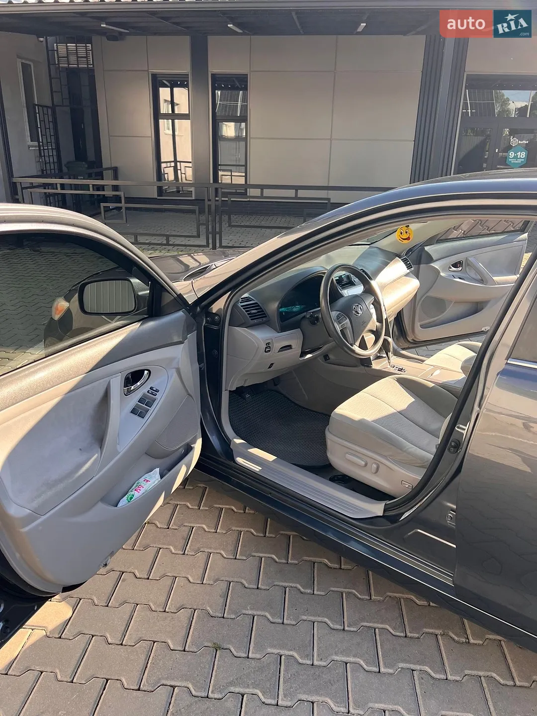 2010 Toyota Camry - мініатюра 16