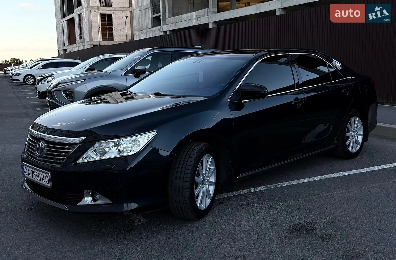 2013 Toyota Camry - мініатюра 23