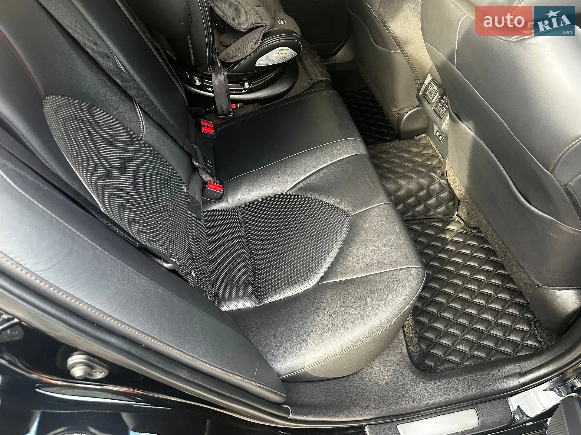 2017 Toyota Camry - мініатюра 20