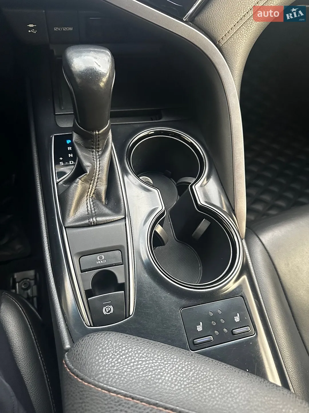 2017 Toyota Camry - мініатюра 30