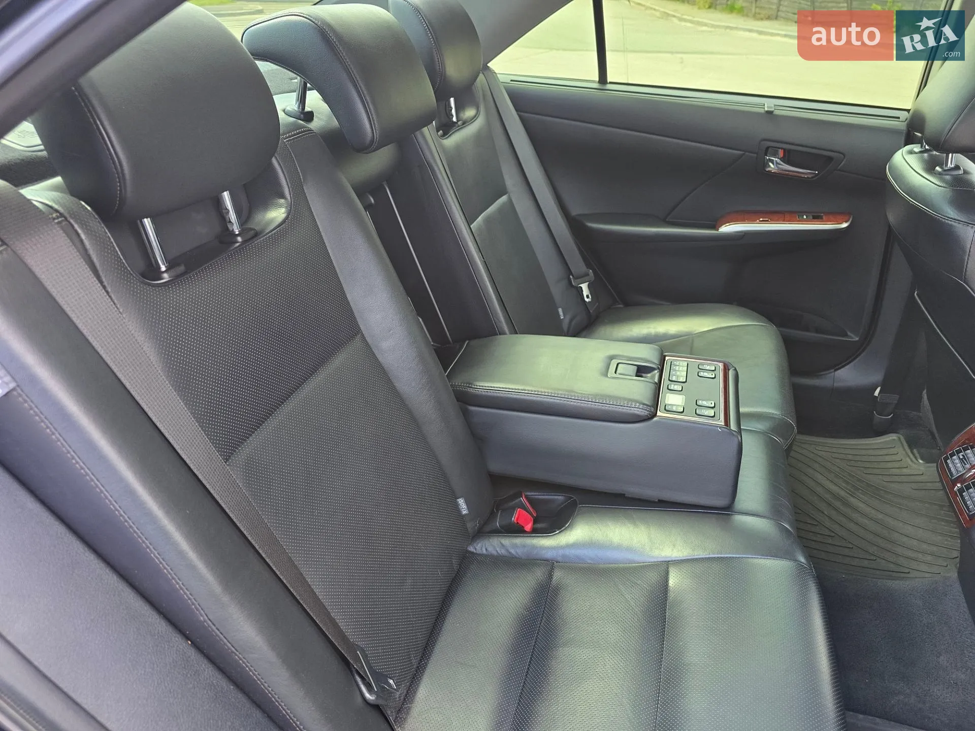 2011 Toyota Camry - мініатюра 24