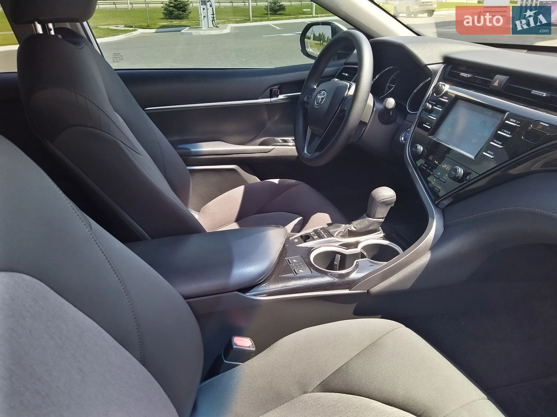 2018 Toyota Camry - мініатюра 11