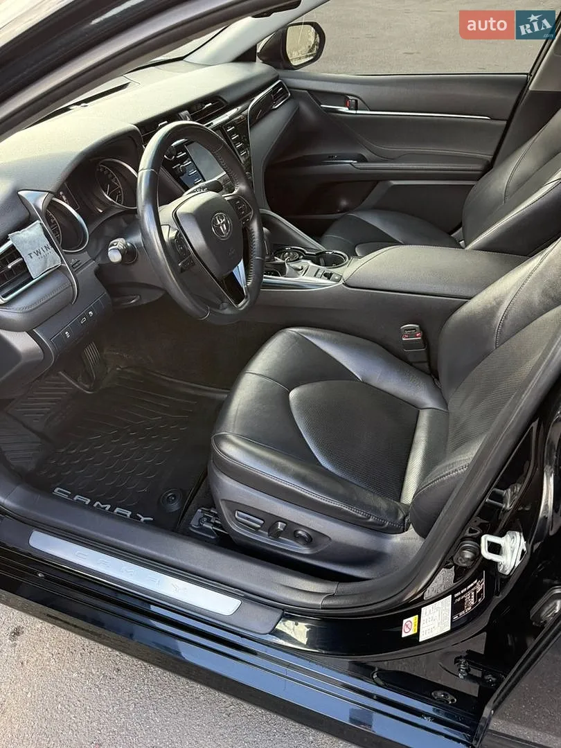 2018 Toyota Camry - мініатюра 25