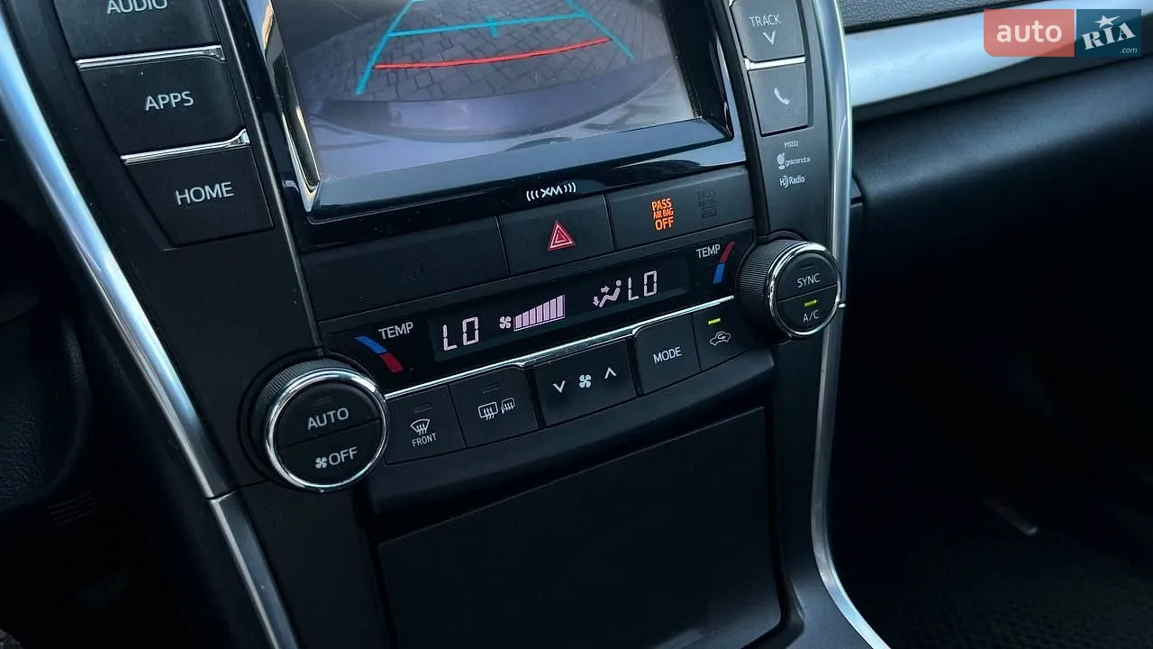 2016 Toyota Camry - мініатюра 10