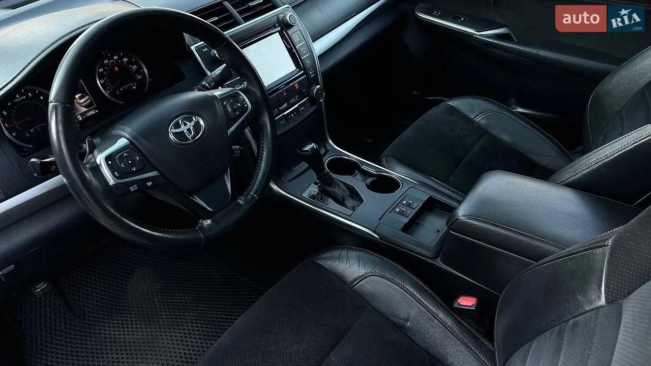 2016 Toyota Camry - мініатюра 18