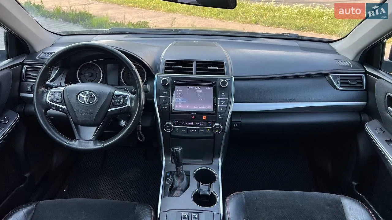 2016 Toyota Camry - мініатюра 20