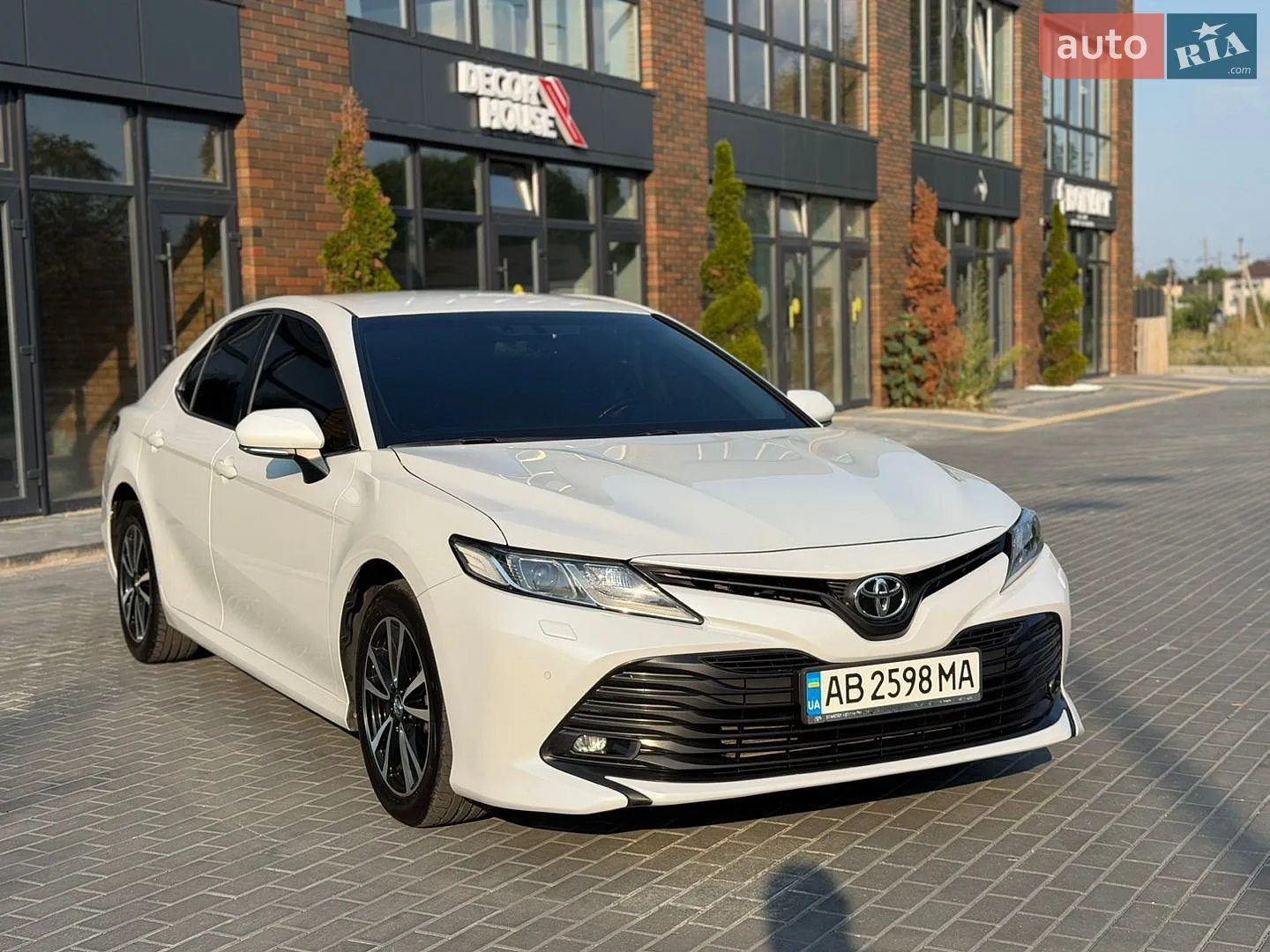 2017 Toyota Camry - мініатюра 21