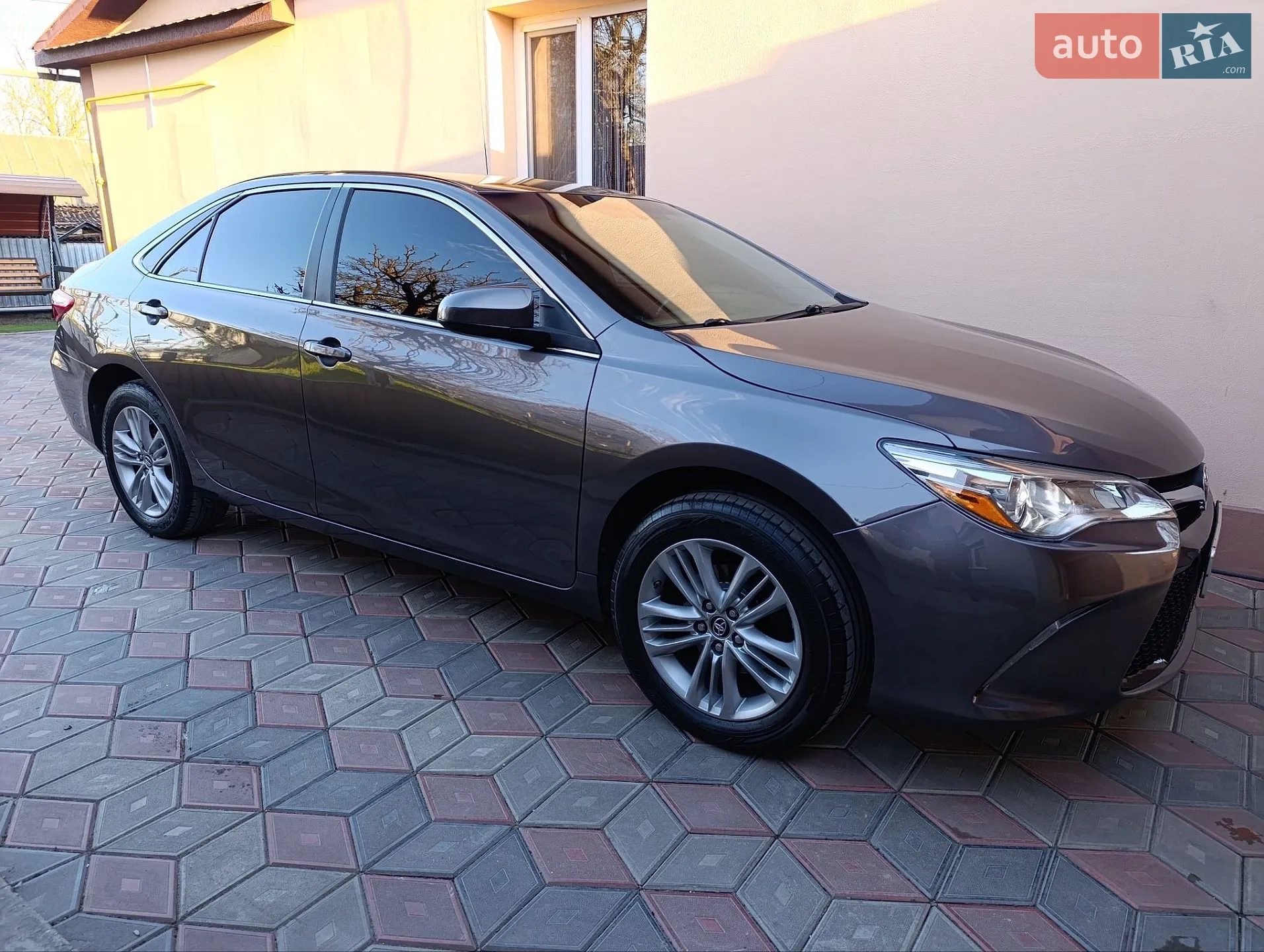 2016 Toyota Camry - мініатюра 5