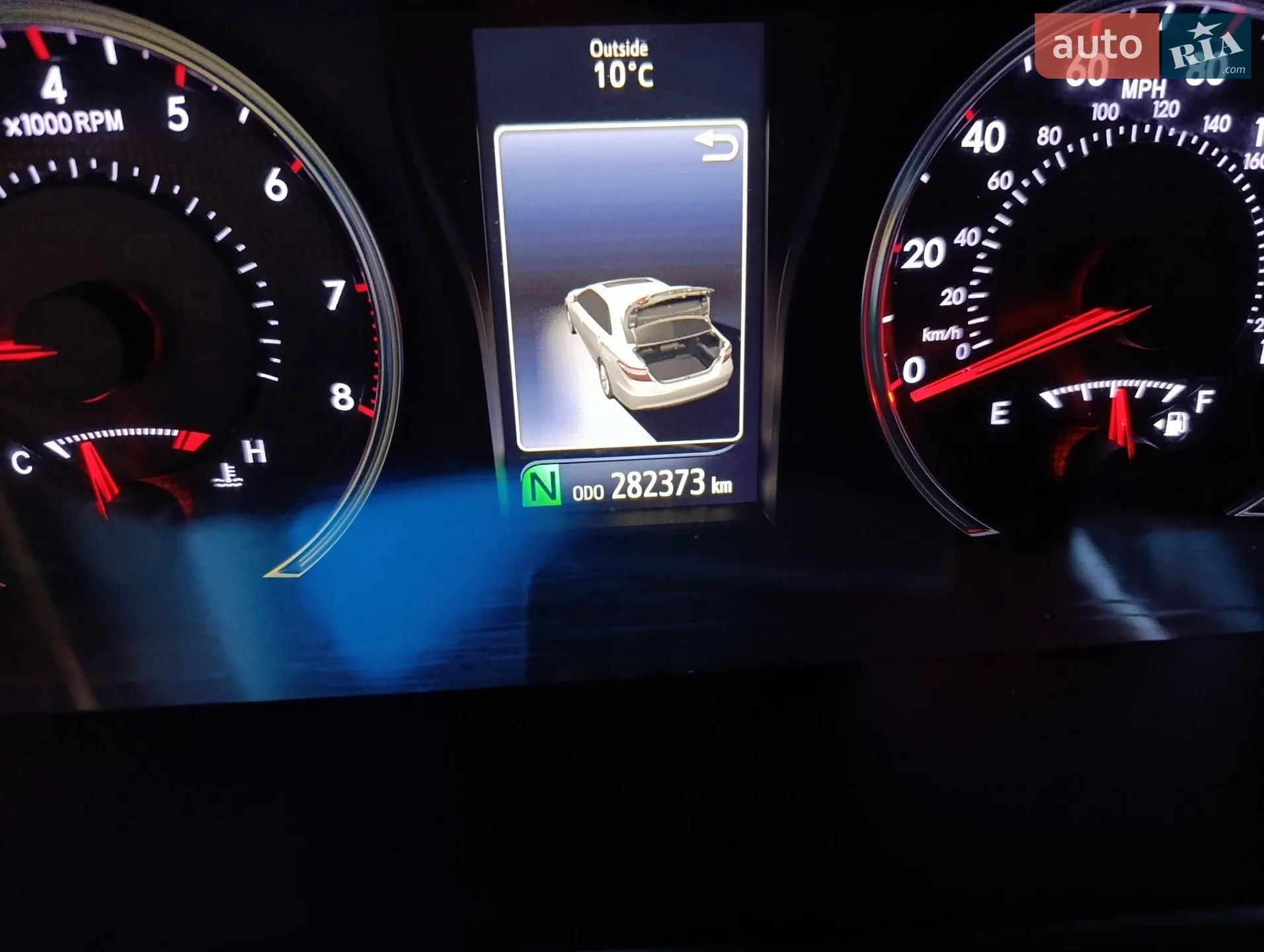 2016 Toyota Camry - мініатюра 18