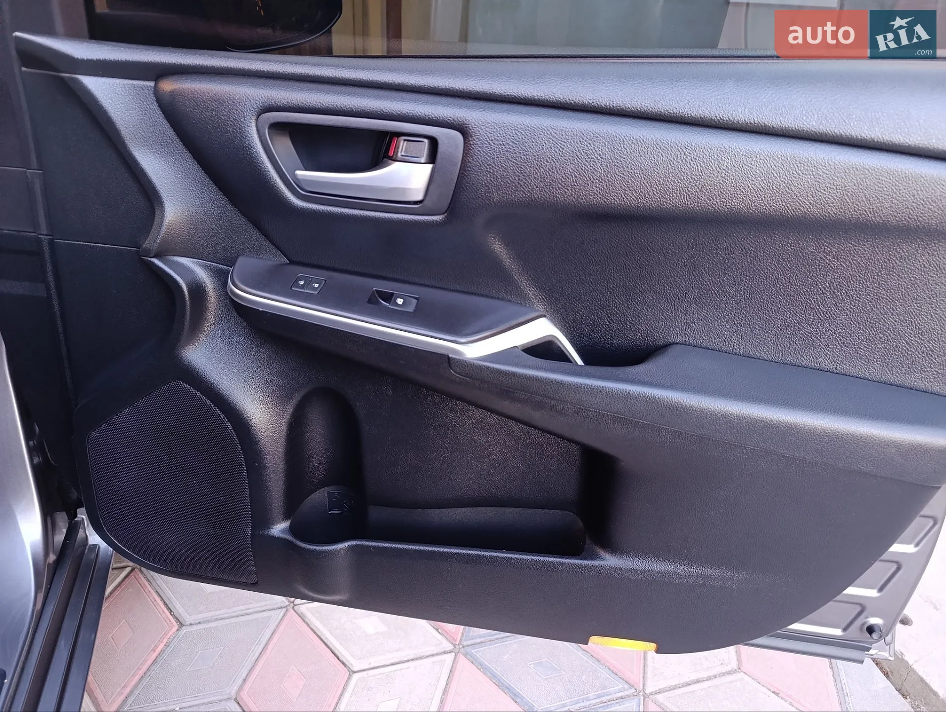 2016 Toyota Camry - мініатюра 19