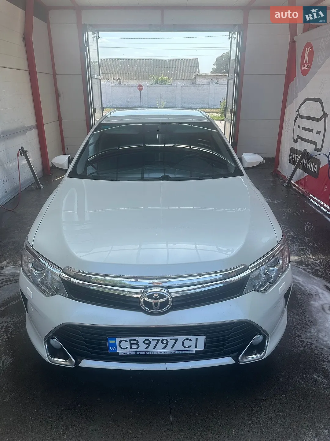 2016 Toyota Camry - фото 1