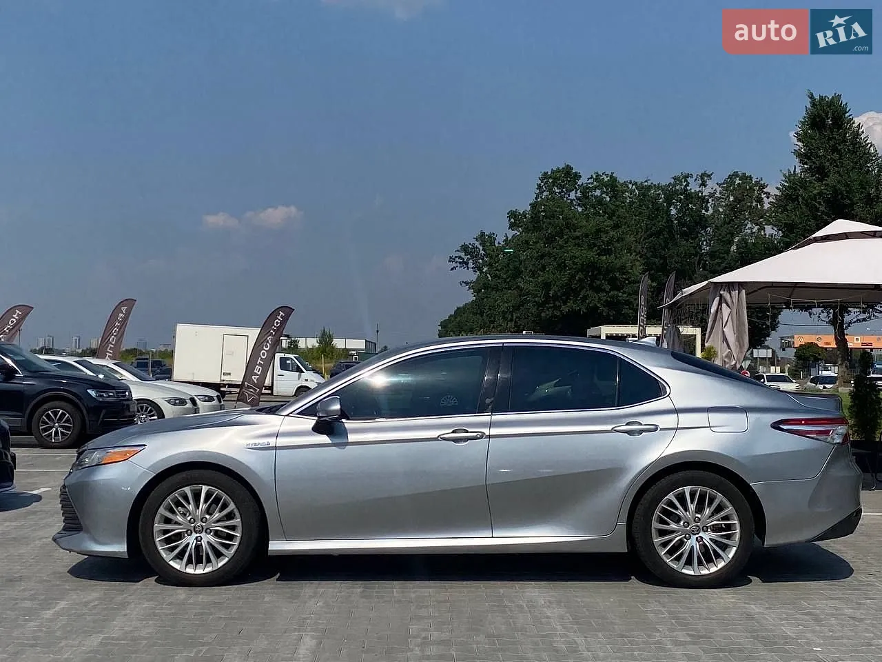 2020 Toyota Camry - мініатюра 16