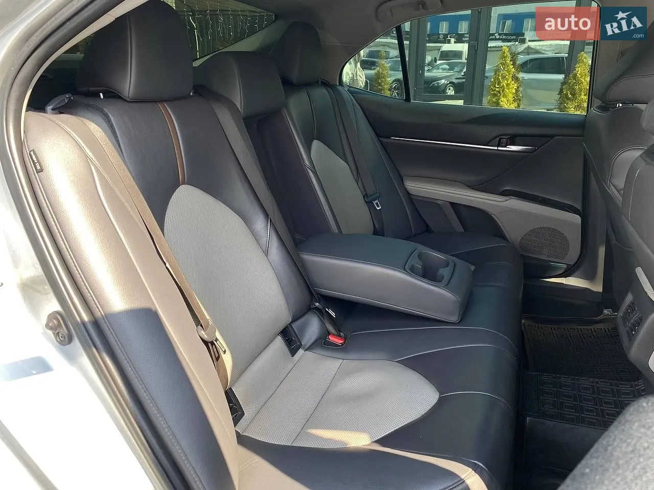 2020 Toyota Camry - мініатюра 28