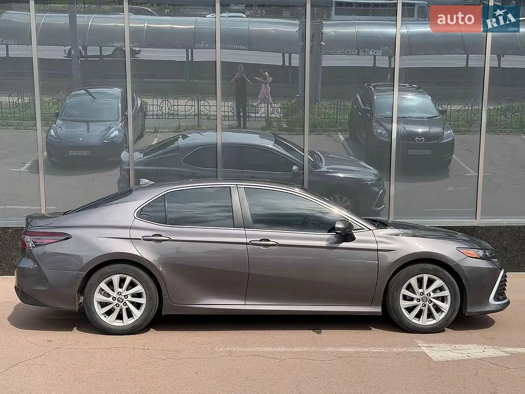 2022 Toyota Camry - мініатюра 7