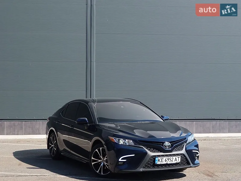 Toyota Camry 2018