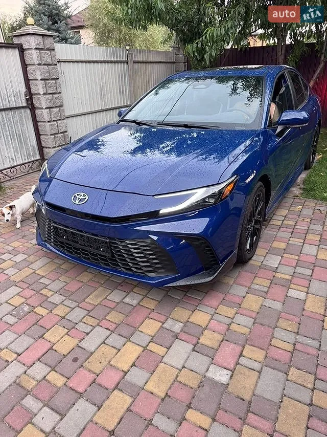 2025 Toyota Camry - мініатюра 10