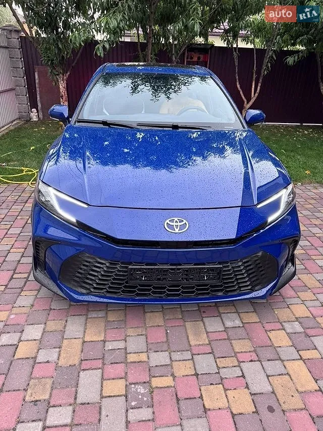 2025 Toyota Camry - мініатюра 8
