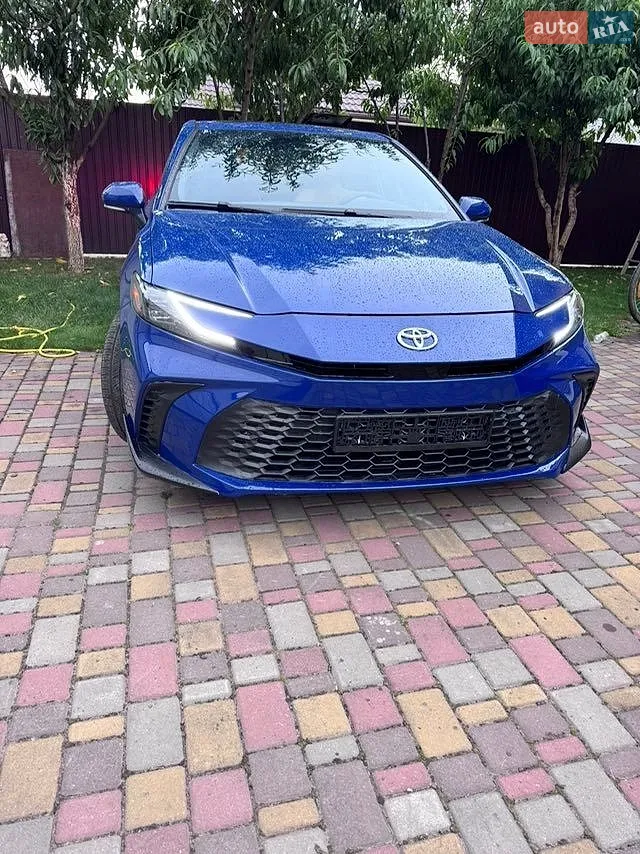 2025 Toyota Camry - мініатюра 4