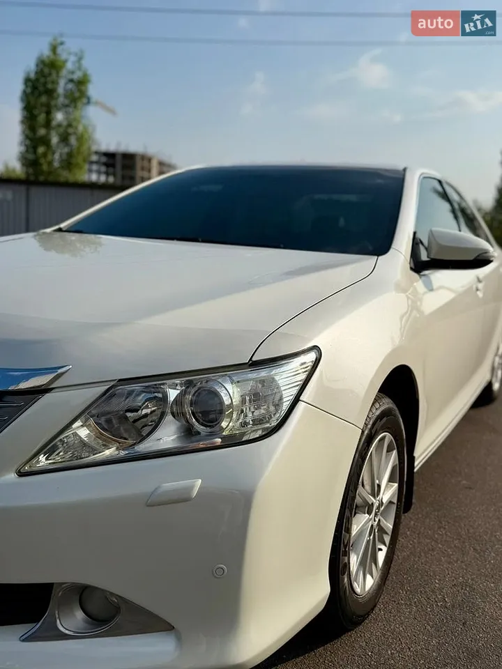 2012 Toyota Camry - мініатюра 35