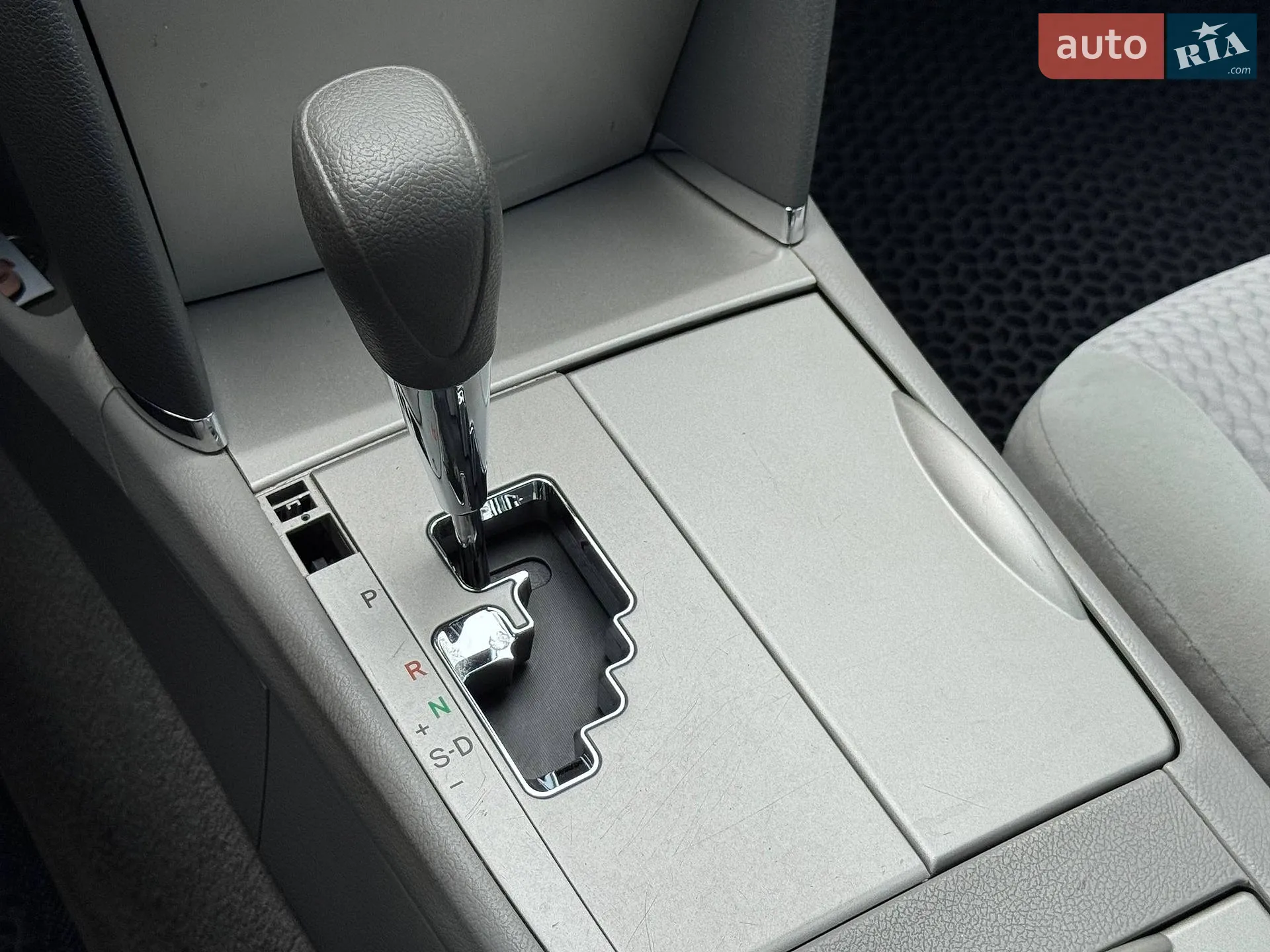 2011 Toyota Camry - мініатюра 16