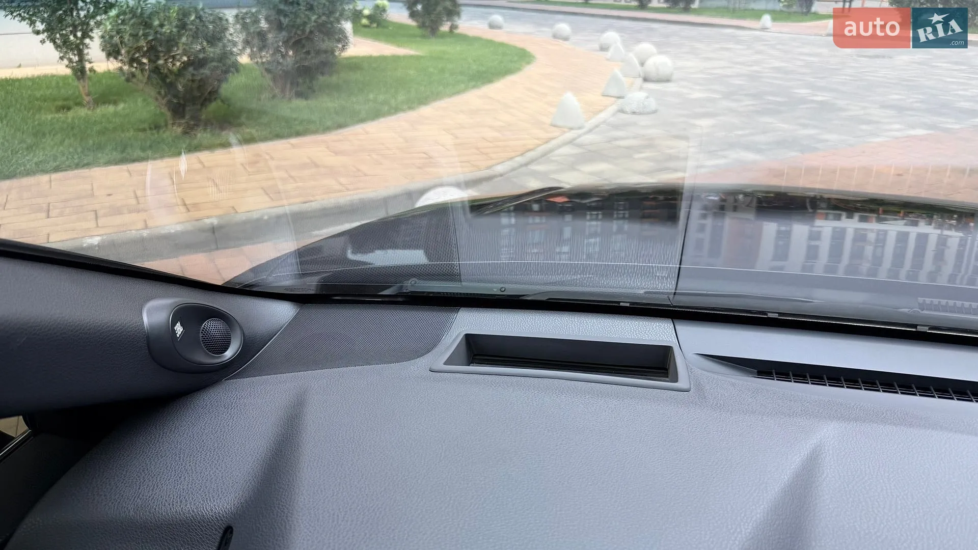 2024 Toyota Camry - мініатюра 19