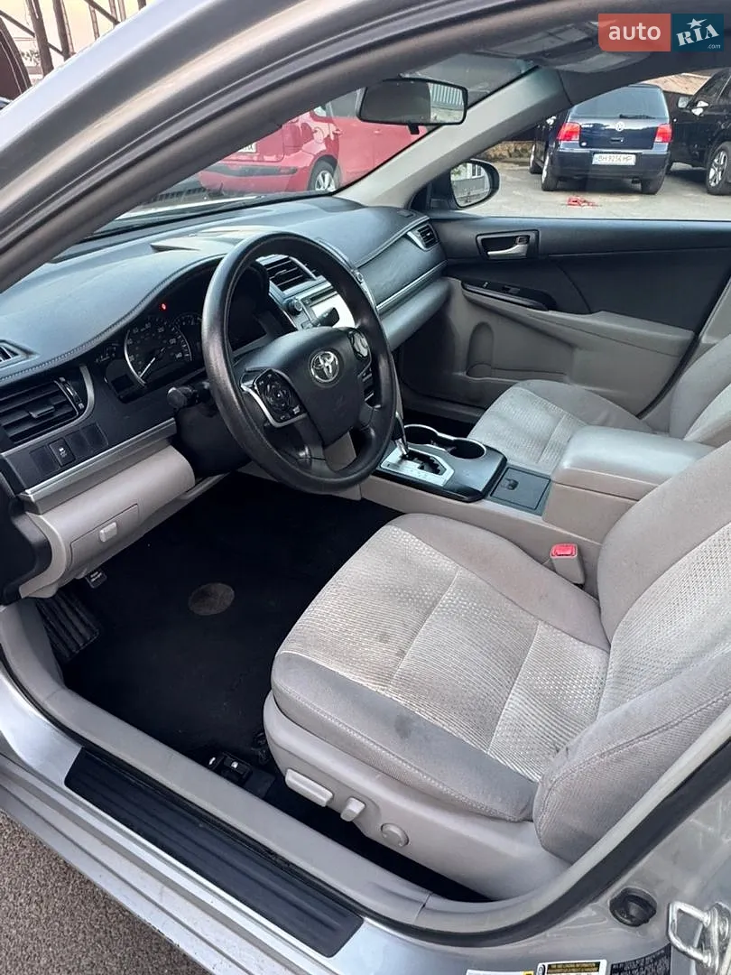 2014 Toyota Camry - мініатюра 6