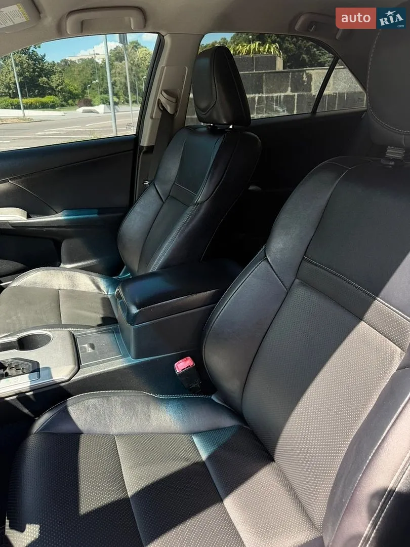 2012 Toyota Camry - мініатюра 12