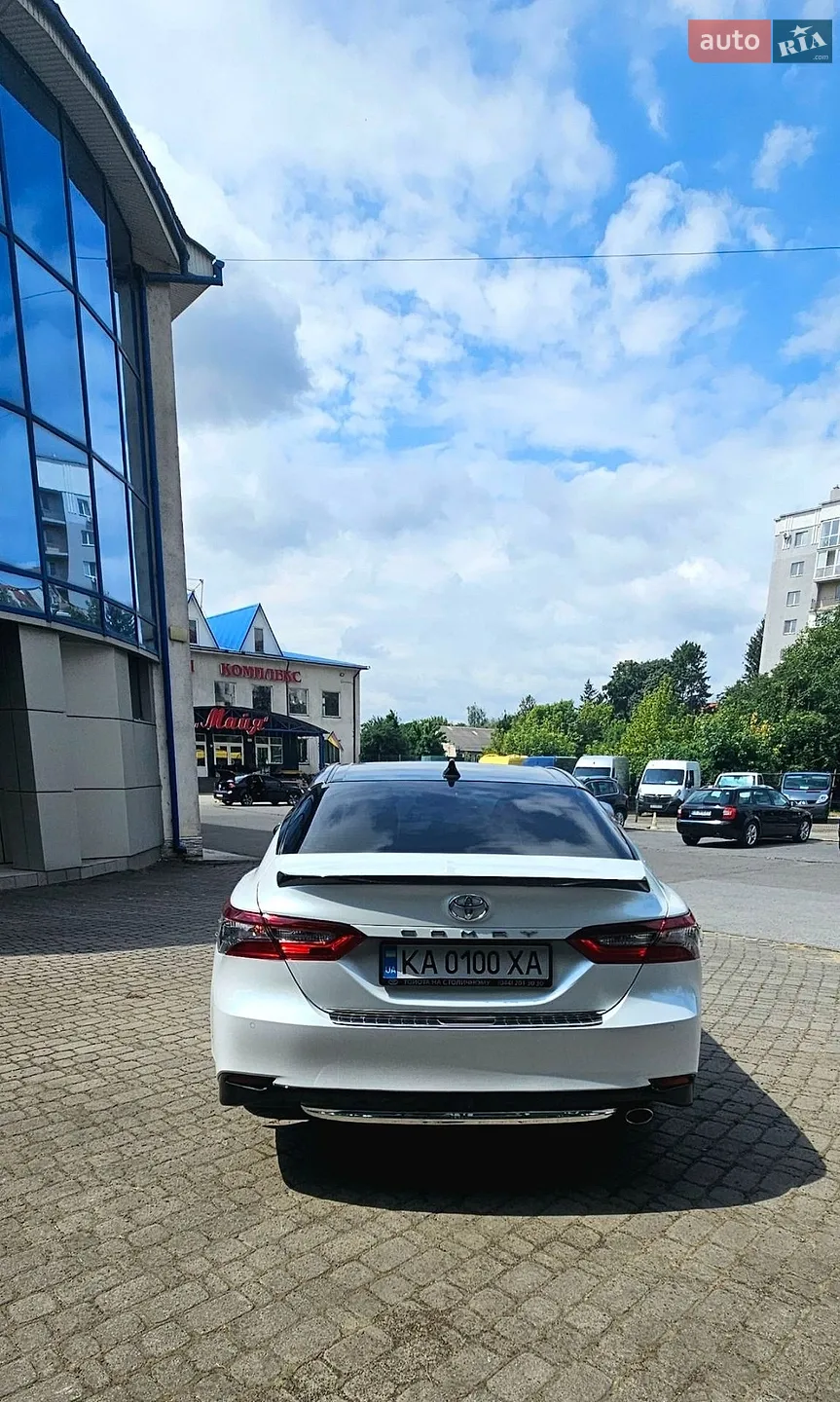 2021 Toyota Camry - мініатюра 11