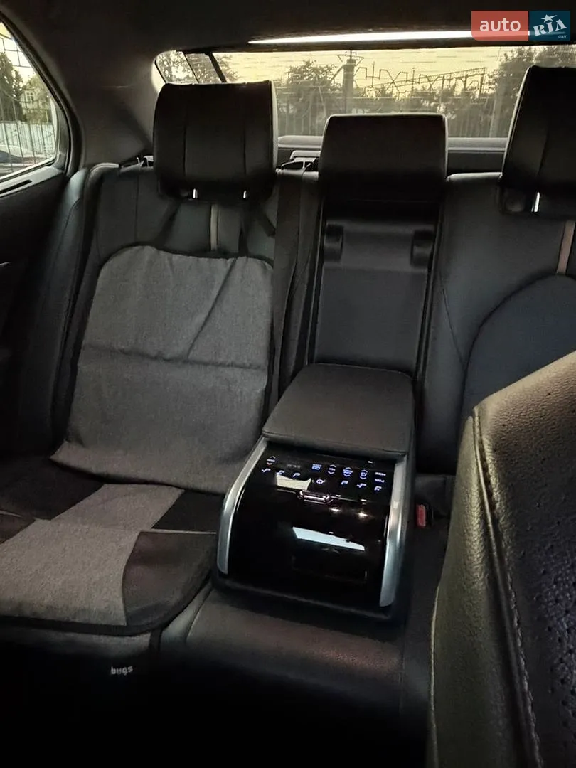 2020 Toyota Camry - мініатюра 19