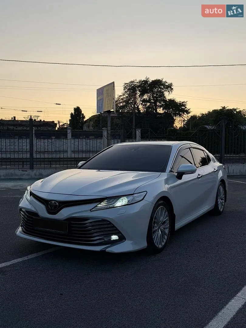 2020 Toyota Camry - мініатюра 4
